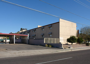 Desert Arbor I Apartments