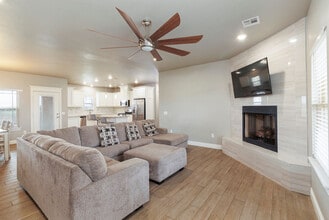 13806 NE Lafayette Dr in Elgin, OK - Building Photo - Building Photo