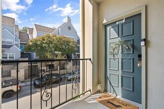 3105 San Jacinto St in Dallas, TX - Foto de edificio - Building Photo