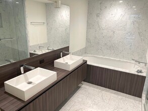 1000 Brickell Plz, Unit 3507 in Miami, FL - Building Photo - Building Photo