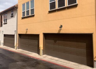 11825 Terraza Cir in Austin, TX - Building Photo - Building Photo