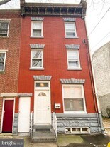 174 Master St in Philadelphia, PA - Building Photo
