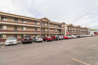 University Gateway in Rexburg, ID - Building Photo - Building Photo