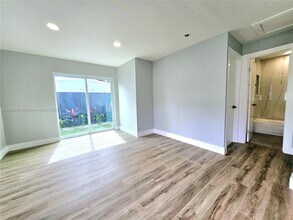 2865 NE 13th Ave in Pompano Beach, FL - Building Photo - Building Photo