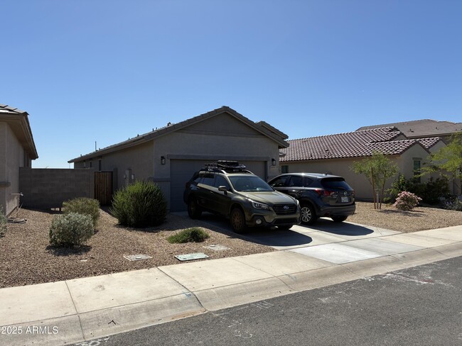 8573 N 168th Dr in Waddell, AZ - Building Photo - Building Photo