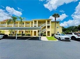 8244 Key Royal Cir in Naples, FL - Building Photo