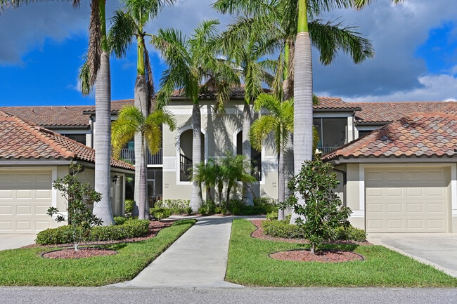 6815 Grand Estuary Trl in Bradenton, FL - Building Photo - Building Photo
