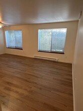 Jefferson Court in Seattle, WA - Building Photo - Interior Photo