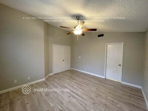 4041 Hazelridge Dr in Las Vegas, NV - Building Photo - Building Photo