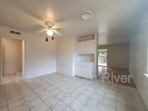9060 Talisman Dr in Sacramento, CA - Building Photo - Building Photo