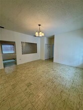 5700 SW 42nd St in Miami, FL - Building Photo - Building Photo
