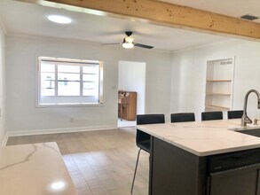 1214 Warwick Pl in Orlando, FL - Building Photo - Building Photo