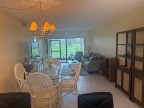 6180 Sun Blvd in St. Petersburg, FL - Building Photo - Building Photo