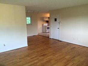 3039 Dow Dr in Knoxville, TN - Building Photo - Building Photo