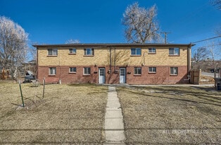 1005 Newton St, Unit 1001.5 in Denver, CO - Building Photo