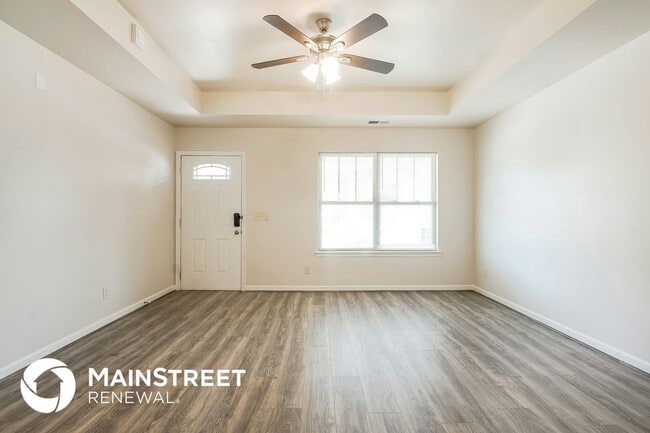 316 Creek Run Cir in Calera, AL - Building Photo - Building Photo