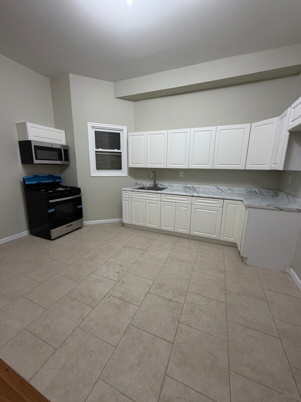 826 S 15th St, Unit 1 in Newark, NJ - Building Photo - Building Photo