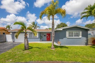 8461 NW 16th St in Pembroke Pines, FL - Building Photo