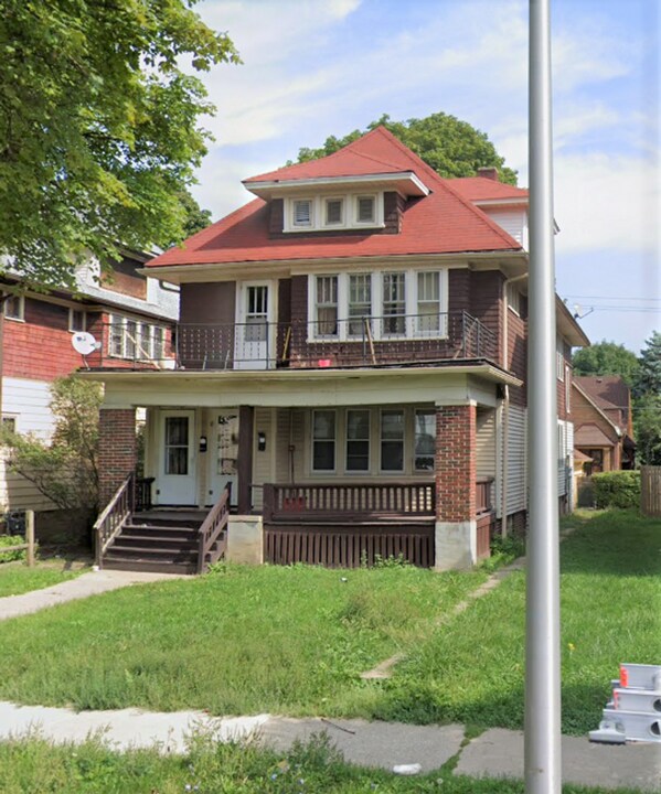 2760 N 47th St in Milwaukee, WI - Building Photo