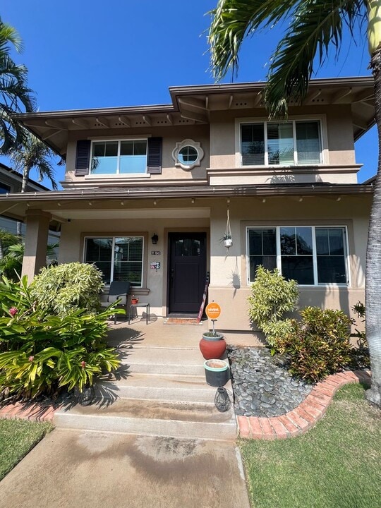 91-1045-1045 Kai Loli St in Ewa Beach, HI - Building Photo