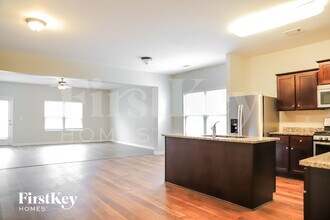 216 Aberdeen Way in Dallas, GA - Building Photo - Building Photo