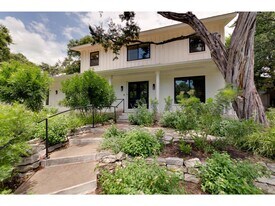 8700 Mountainwood Cir in Austin, TX - Building Photo