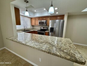18414 N 25th St in Phoenix, AZ - Building Photo - Building Photo