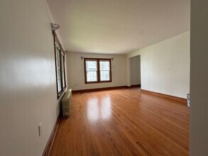 16 Durant Ter in Middletown, CT - Building Photo - Building Photo