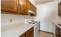 DODGE STREET APARTMENTS photo'