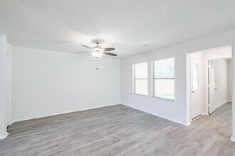 9267 Laiden Crk Trl in Conroe, TX - Building Photo - Building Photo