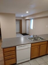 931 Minns Dr, Unit 3 in Machesney Park, IL - Foto de edificio - Building Photo