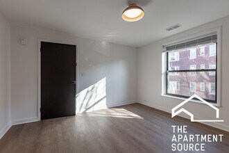 3138 W Schubert Ave, Unit 2R in Chicago, IL - Building Photo - Building Photo