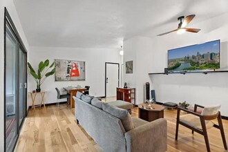 2627 Douglas Ave in Dallas, TX - Building Photo - Building Photo