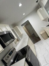 1102 Cleveland St in Houston, TX - Building Photo - Building Photo