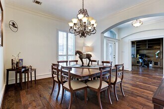 13323 Brentonwood Ln in Houston, TX - Foto de edificio - Building Photo