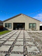 13306 N Jessett Ln in Marana, AZ - Foto de edificio - Building Photo