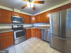 14 Rain Flower Path in Sparks Glencoe, MD - Building Photo - Building Photo