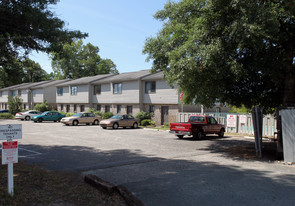 Eastwood Commons Apartments