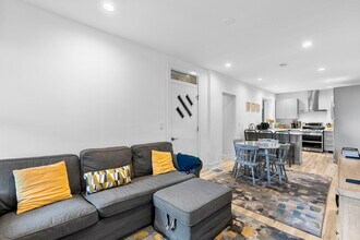 3144 N Spaulding Ave in Chicago, IL - Building Photo - Building Photo