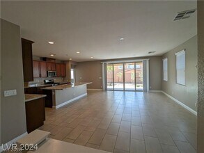 11156 Rose Reflet Pl in Las Vegas, NV - Building Photo - Building Photo