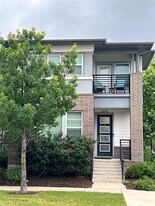 2214 Robert Browning St in Austin, TX - Building Photo