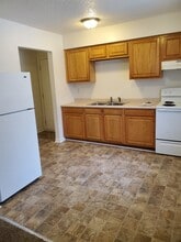 Hazel Park Apartments in Mount Morris, MI - Building Photo - Building Photo