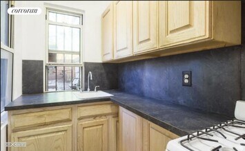 206 Washington Park in Brooklyn, NY - Building Photo - Building Photo