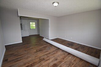 114 Bluegrass Rd in Clarksville, TN - Building Photo - Building Photo