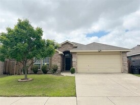 2041 Matador Ranch Rd in Fort Worth, TX - Building Photo