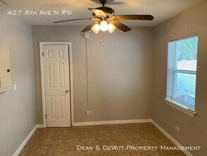 427 8th Ave N in St. Petersburg, FL - Building Photo - Building Photo