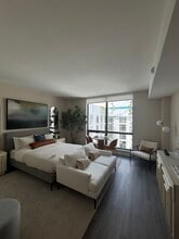 60 NW 31st St, Unit S18 in Miami, FL - Building Photo - Building Photo