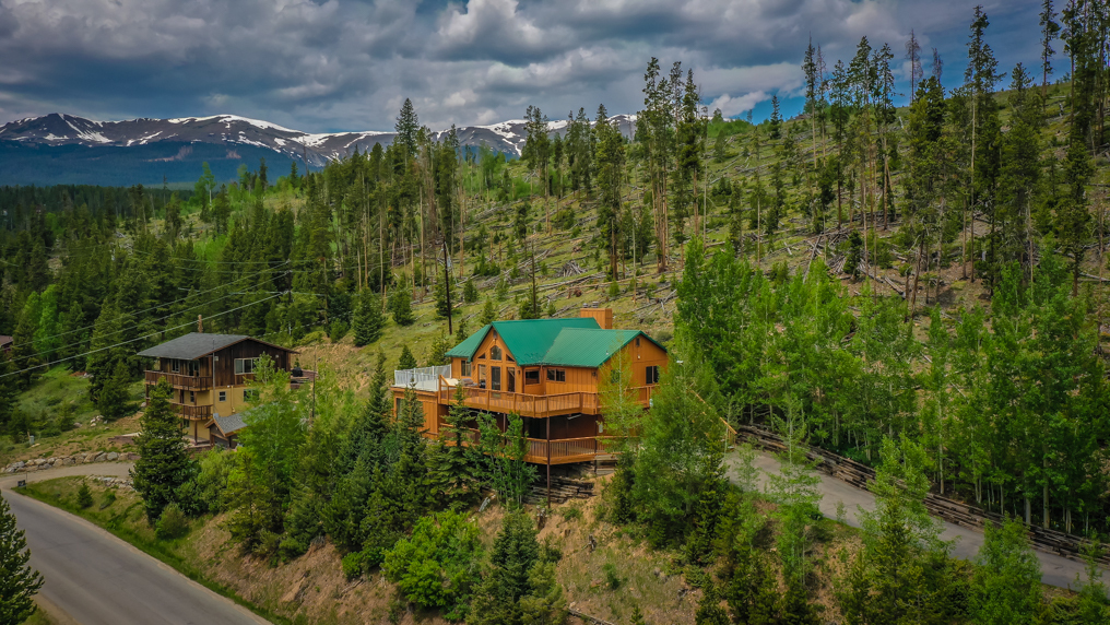 6493 Barton Rd in Breckenridge, CO - Building Photo