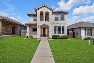 724 Coconut Grove St in Pflugerville, TX - Building Photo