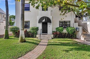 836 W 40th St in Miami Beach, FL - Building Photo